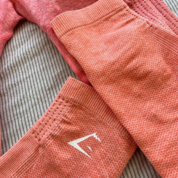 NWOT orange and pink GYMSHARK leggings - Picture 2 of 7